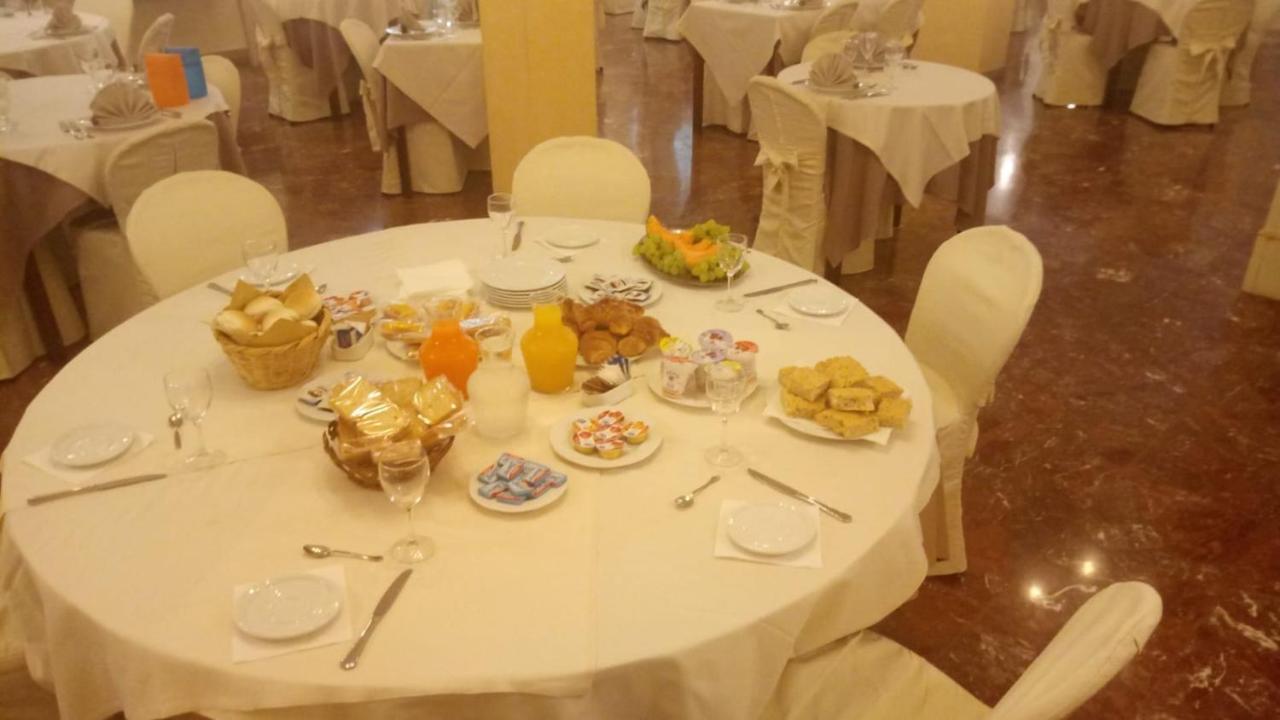 Hotel Primarosa Салсомаджоре Терме Екстериор снимка
