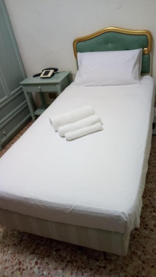 Hotel Primarosa Салсомаджоре Терме Екстериор снимка