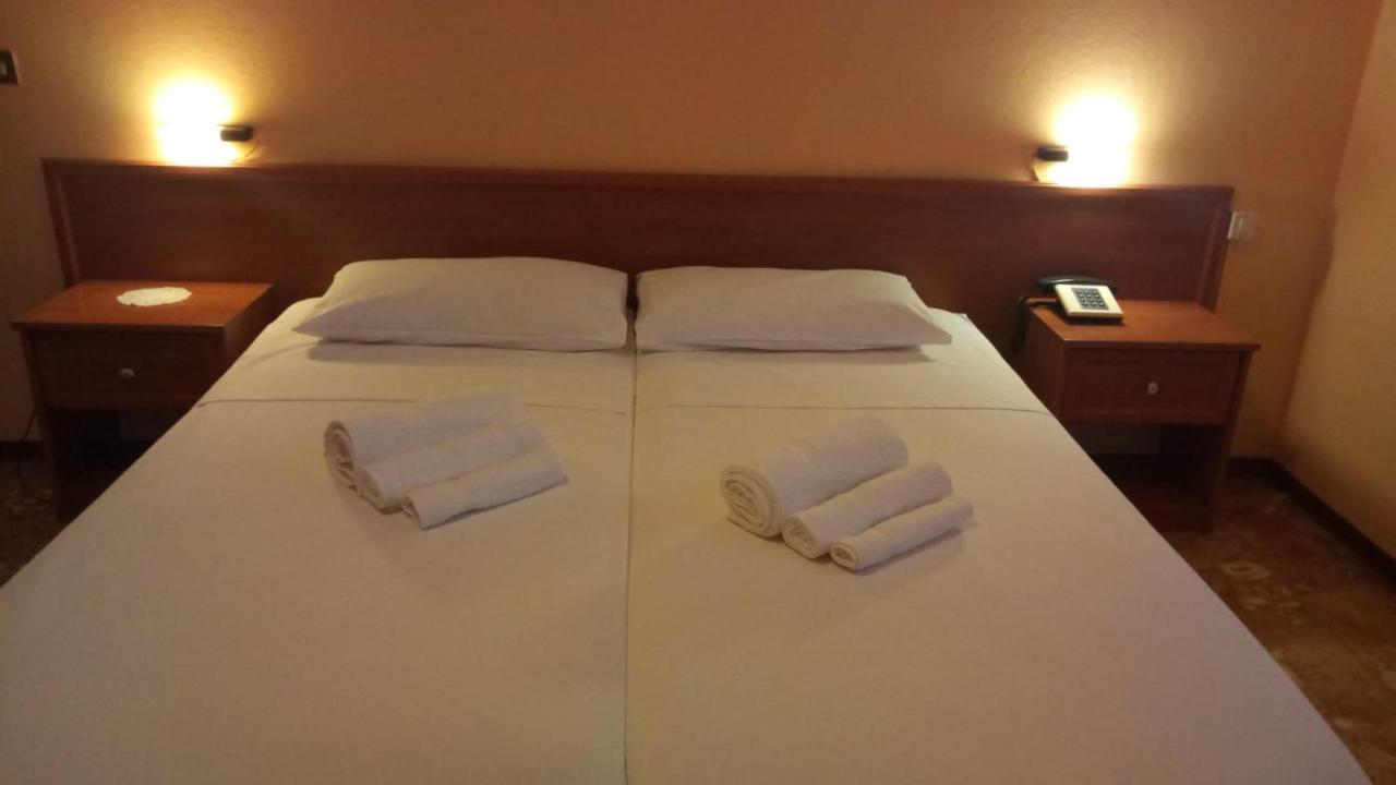 Hotel Primarosa Салсомаджоре Терме Екстериор снимка