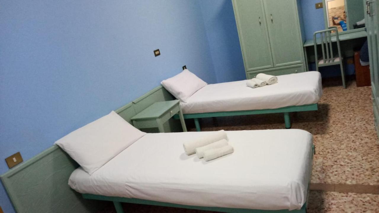 Hotel Primarosa Салсомаджоре Терме Екстериор снимка