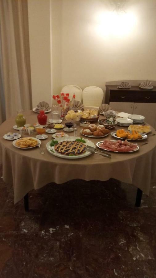 Hotel Primarosa Салсомаджоре Терме Екстериор снимка